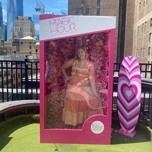 Meet your Posher, Caitlin